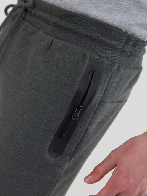 Fundango Woody Sweatshort férfi rövidnadrág oliva színben 5