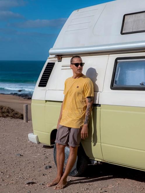 Fundango North Shore Chino Shorts férfi rövidnadrág barna színben 6
