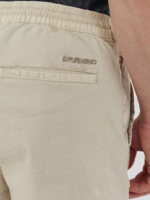 Fundango Mason Chino Shorts férfi rövidnadrág homok színben 5