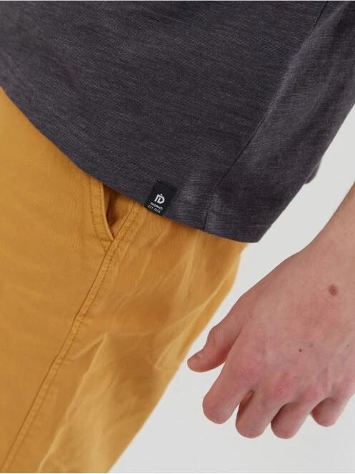 Fundango Jaggy Structured T-Shirt férfi rövid ujjú póló fekete színben 6