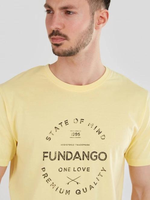 Fundango Basic-T Logo 04 férfi rövid ujjú póló sárga színben 5