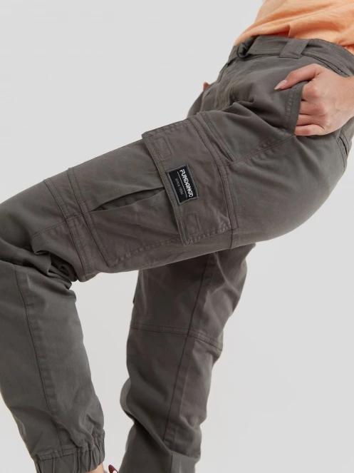 Fundango Alina Cargo Pants női oldalzsebes utcai nadrág oliva színben 5