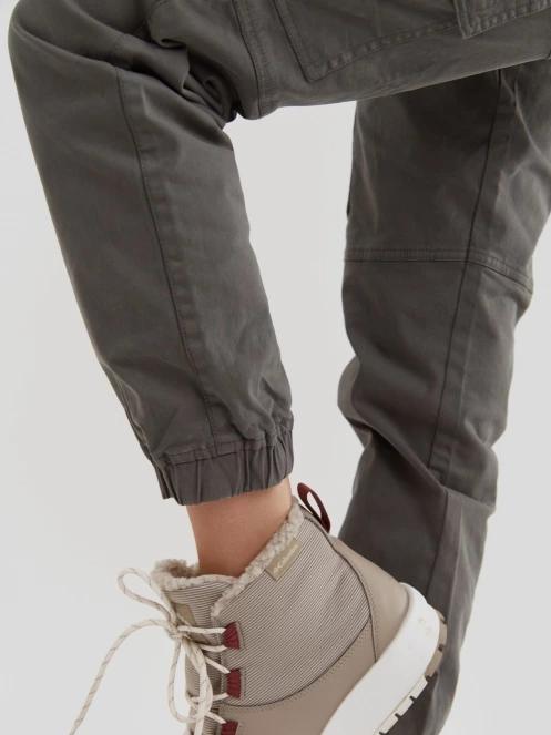 Fundango Alina Cargo Pants női oldalzsebes utcai nadrág oliva színben 7