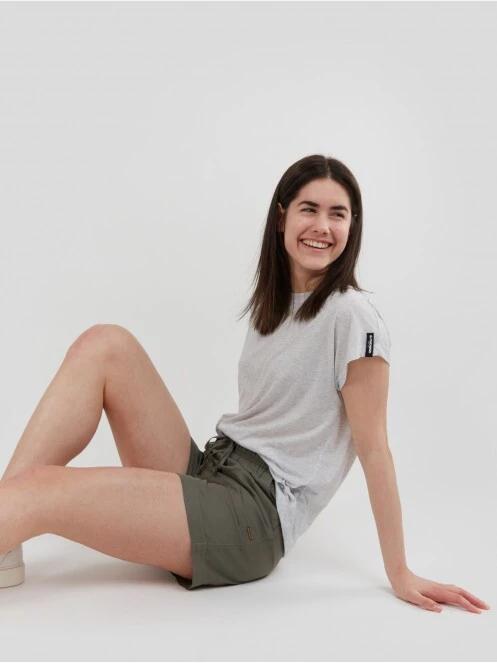 Fundango Carla Shorts női rövidnadrág zöld színben 6