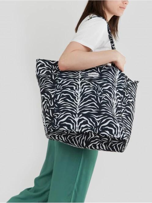 Fundango Almaraz Beach Bag női strandtáska fekete színben 3