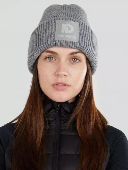 Fundango Elion Beanie kötött sapka szürke színben 3
