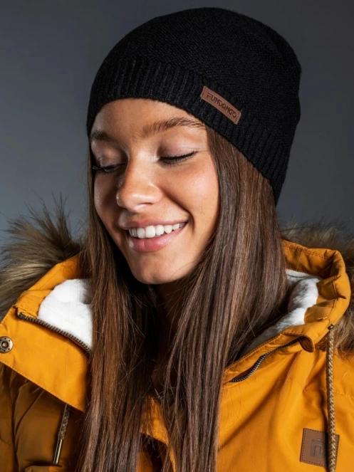 Fundango NARA Beanie női sapka fekete színben 3