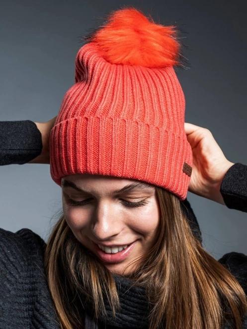 Fundango MERNA Beanie női bojtos sapka magenta színben 3